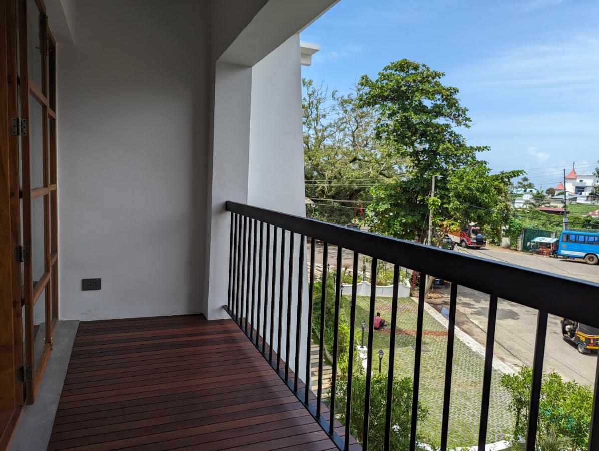Prasanthi Hotel Kollam Dış mekan fotoğraf
