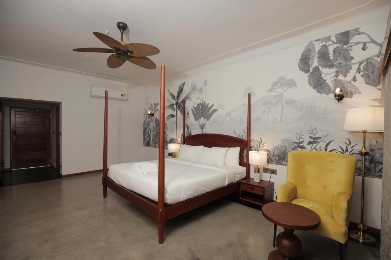 Prasanthi Hotel Kollam Dış mekan fotoğraf