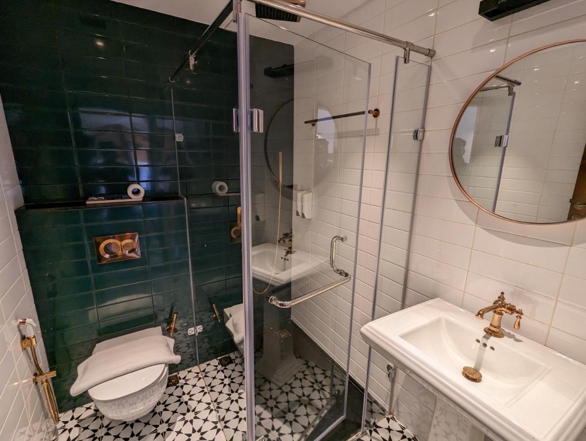 Prasanthi Hotel Kollam Dış mekan fotoğraf