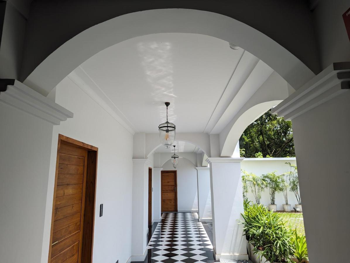 Prasanthi Hotel Kollam Dış mekan fotoğraf